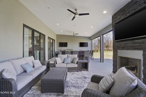 Tiny photo for 1125 Hunting Creek Drive, Perrysburg, OH 43551 (MLS # 10005466)