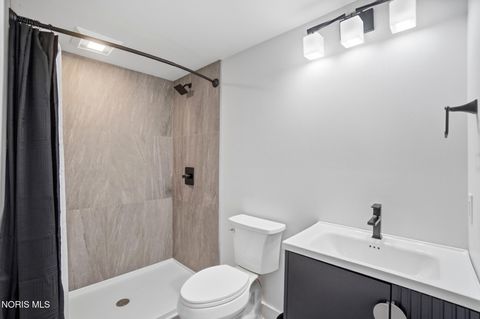 Tiny photo for 1125 Hunting Creek Drive, Perrysburg, OH 43551 (MLS # 10005466)