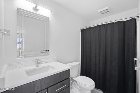 Tiny photo for 1125 Hunting Creek Drive, Perrysburg, OH 43551 (MLS # 10005466)