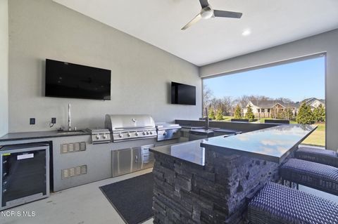 Tiny photo for 1125 Hunting Creek Drive, Perrysburg, OH 43551 (MLS # 10005466)