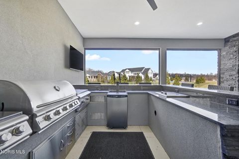 Tiny photo for 1125 Hunting Creek Drive, Perrysburg, OH 43551 (MLS # 10005466)