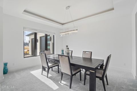 Tiny photo for 1125 Hunting Creek Drive, Perrysburg, OH 43551 (MLS # 10005466)