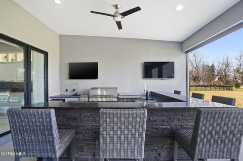 Tiny photo for 1125 Hunting Creek Drive, Perrysburg, OH 43551 (MLS # 10005466)