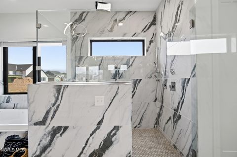 Tiny photo for 1125 Hunting Creek Drive, Perrysburg, OH 43551 (MLS # 10005466)