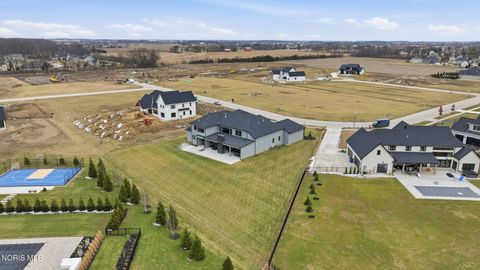 Tiny photo for 1125 Hunting Creek Drive, Perrysburg, OH 43551 (MLS # 10005466)