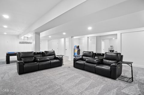 Tiny photo for 1125 Hunting Creek Drive, Perrysburg, OH 43551 (MLS # 10005466)