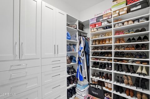 Tiny photo for 1125 Hunting Creek Drive, Perrysburg, OH 43551 (MLS # 10005466)