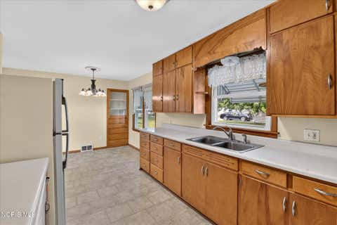 Tiny photo for 209 N Shoop Avenue, Wauseon, OH 43567 (MLS # 10010523)