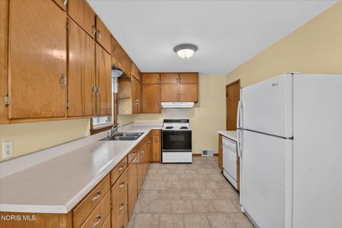 Tiny photo for 209 N Shoop Avenue, Wauseon, OH 43567 (MLS # 10010523)