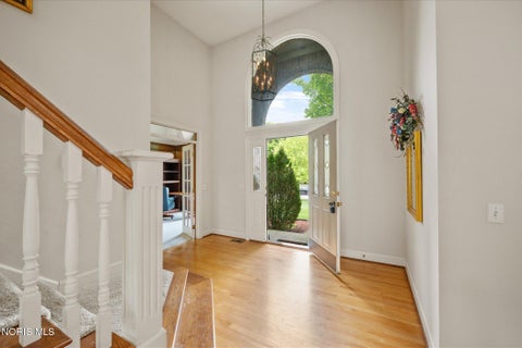 Tiny photo for 7649 Pebble Creek Drive, Maumee, OH 43537 (MLS # 10011151)