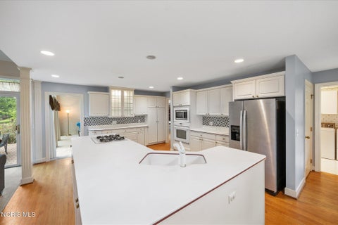 Tiny photo for 7649 Pebble Creek Drive, Maumee, OH 43537 (MLS # 10011151)