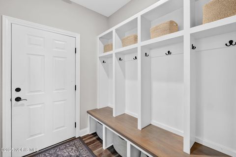 Tiny photo for 938 Wilkshire Drive, Waterville, OH 43566 (MLS # 10000759)