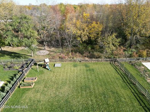 Tiny photo for 938 Wilkshire Drive, Waterville, OH 43566 (MLS # 10000759)