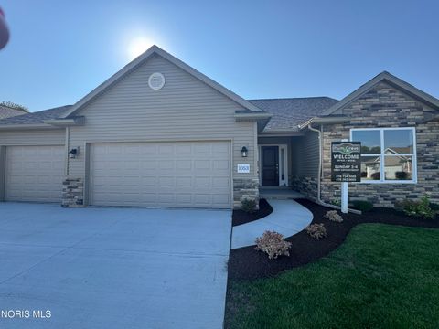 Photo of 1053 Plum Grove Lane, Toledo, OH 43615 (MLS # 10005277)