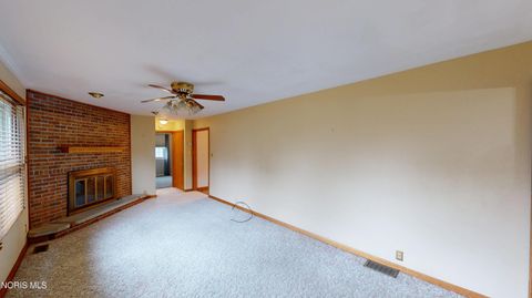 Tiny photo for 231 St. Paul Drive, Fremont, OH 43420 (MLS # 10007247)