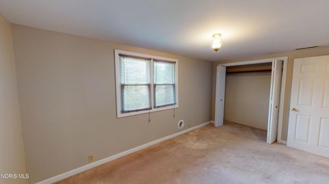 Tiny photo for 231 St. Paul Drive, Fremont, OH 43420 (MLS # 10007247)
