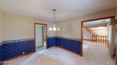 Tiny photo for 231 St. Paul Drive, Fremont, OH 43420 (MLS # 10007247)