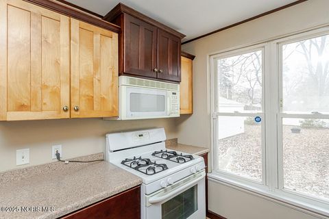 Tiny photo for 1230 Corbin Road, Toledo, OH 43612 (MLS # 10002483)