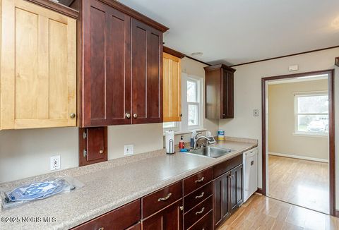 Tiny photo for 1230 Corbin Road, Toledo, OH 43612 (MLS # 10002483)