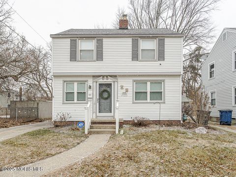 Photo of 1230 Corbin Road, Toledo, OH 43612 (MLS # 10002483)