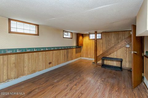 Tiny photo for 1230 Corbin Road, Toledo, OH 43612 (MLS # 10002483)