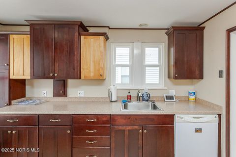 Tiny photo for 1230 Corbin Road, Toledo, OH 43612 (MLS # 10002483)