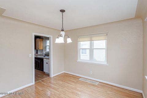 Tiny photo for 1230 Corbin Road, Toledo, OH 43612 (MLS # 10002483)