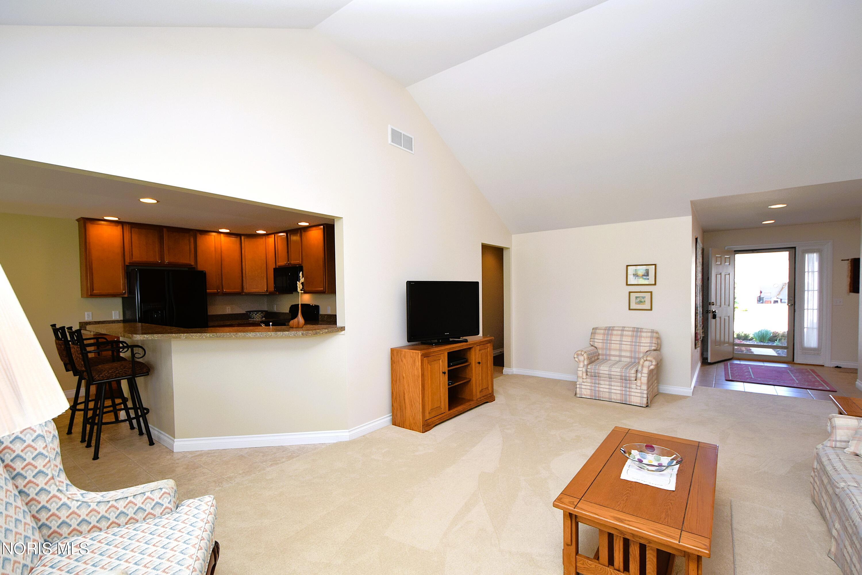 6945 Southpine Ct