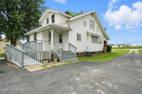 Tiny photo for 29 Lemoyne Road, Northwood, OH 43619 (MLS # 10003010)