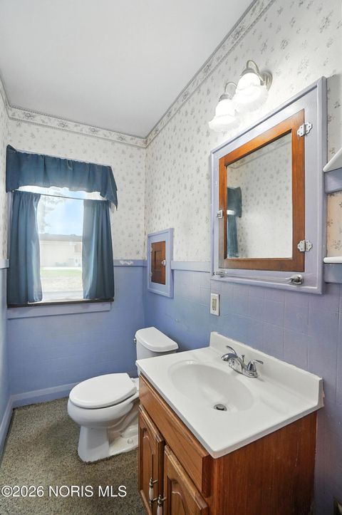 Tiny photo for 29 Lemoyne Road, Northwood, OH 43619 (MLS # 10003010)