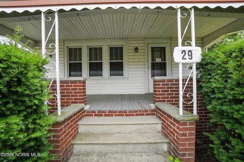 Tiny photo for 29 Lemoyne Road, Northwood, OH 43619 (MLS # 10003010)
