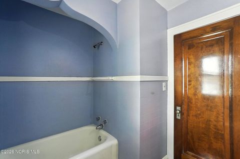 Tiny photo for 29 Lemoyne Road, Northwood, OH 43619 (MLS # 10003010)