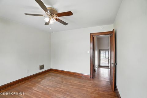 Tiny photo for 29 Lemoyne Road, Northwood, OH 43619 (MLS # 10003010)