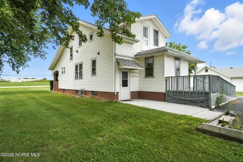 Tiny photo for 29 Lemoyne Road, Northwood, OH 43619 (MLS # 10003010)