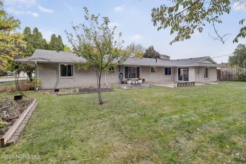 Tiny photo for 3607 Roberta Drive, Toledo, OH 43614 (MLS # 10000230)