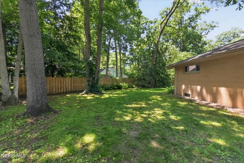 Tiny photo for 4550 Eddington Court, Toledo, OH 43615 (MLS # 10008870)