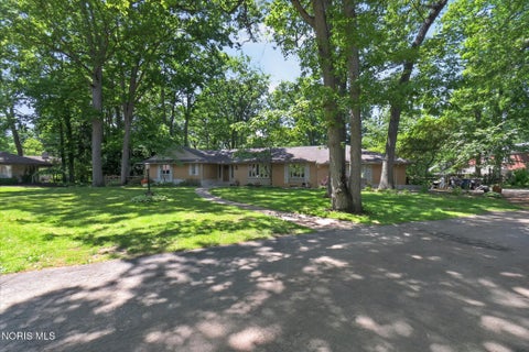 Tiny photo for 4550 Eddington Court, Toledo, OH 43615 (MLS # 10008870)