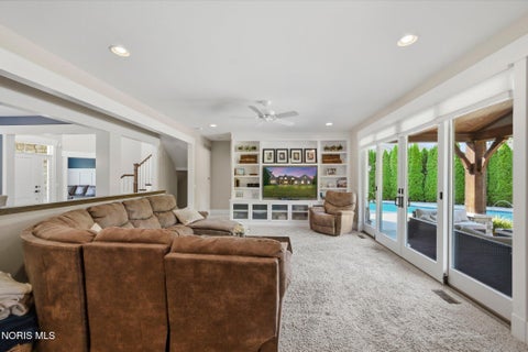 Tiny photo for 5965 Snowlight Court, Sylvania, OH 43560 (MLS # 10012366)