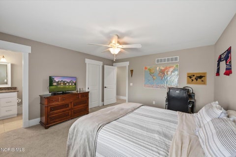 Tiny photo for 5965 Snowlight Court, Sylvania, OH 43560 (MLS # 10012366)