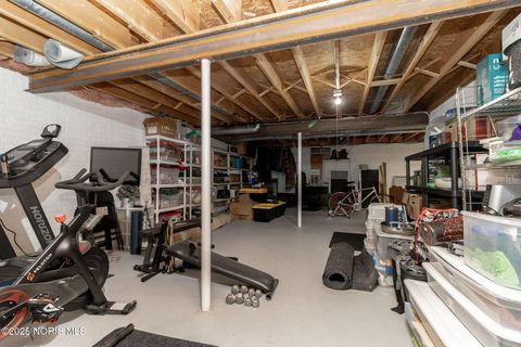 Tiny photo for 934 Mallard Drive, Oregon, OH 43616 (MLS # 10001842)