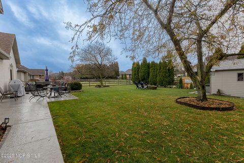 Tiny photo for 934 Mallard Drive, Oregon, OH 43616 (MLS # 10001842)