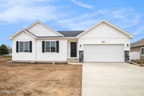 Photo of 1123 Clairmont Avenue, Napoleon, OH 43545 (MLS # 10007312)