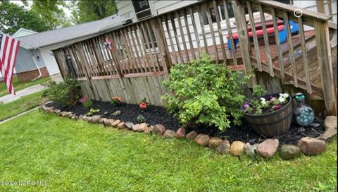 Tiny photo for 1112 Delaware Avenue, Montpelier, OH 43543 (MLS # 10003934)