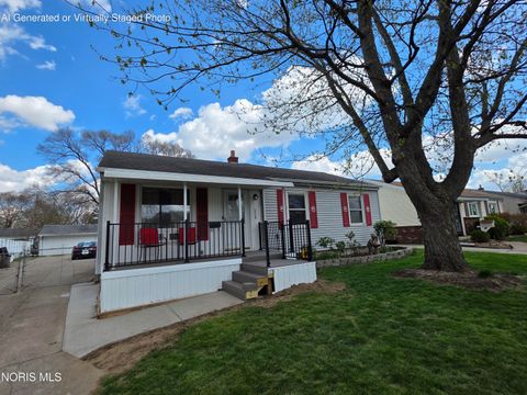 Photo of 5328 Elaine Drive, Toledo, OH 43613 (MLS # 10006107)