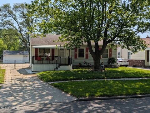 Homes For Sale - 5328 Elaine Drive<br/> Lucas County, Toledo, OH 43613