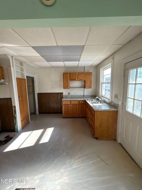 Tiny photo for 1508 Albert Street, Toledo, OH 43605 (MLS # 10004266)