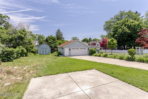 Tiny photo for 2149 Westbrook Drive, Toledo, OH 43613 (MLS # 10008361)