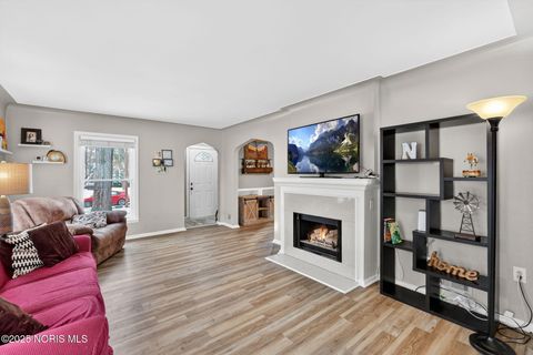 Tiny photo for 3832 Woodmont Road, Toledo, OH 43613 (MLS # 10001972)