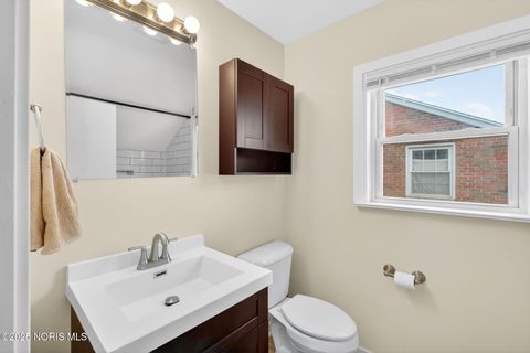 Tiny photo for 3832 Woodmont Road, Toledo, OH 43613 (MLS # 10001972)