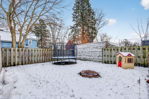 Tiny photo for 3832 Woodmont Road, Toledo, OH 43613 (MLS # 10001972)